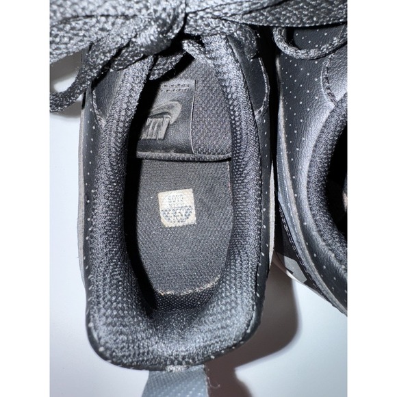 Nike Court Borough Low Boys Size 5.5 Back To‎ School EUC - Picture 6 of 6